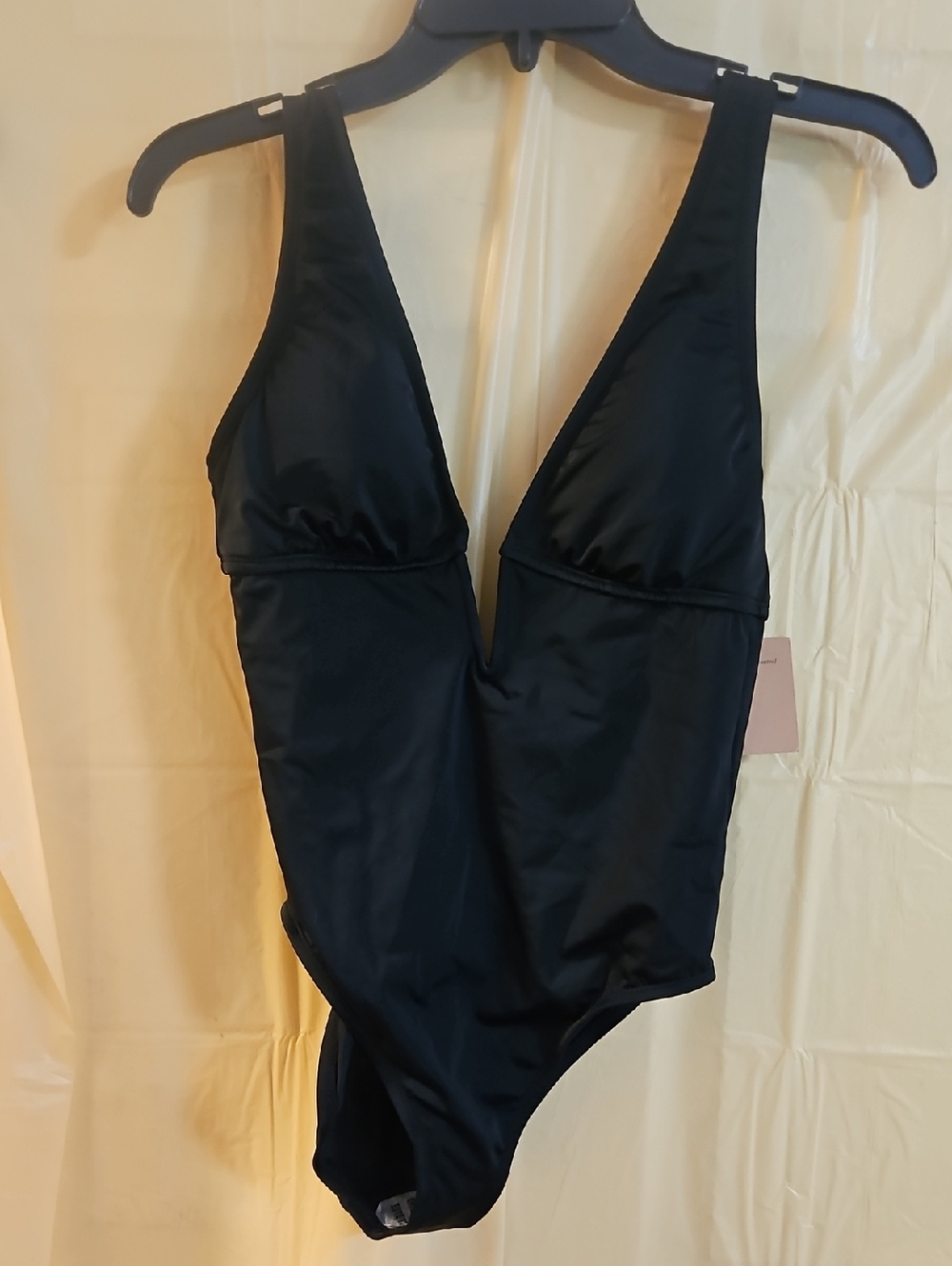 Shade & Shore Deep V Neck Black One Piece Swimsuit: New With Tags: Size Small